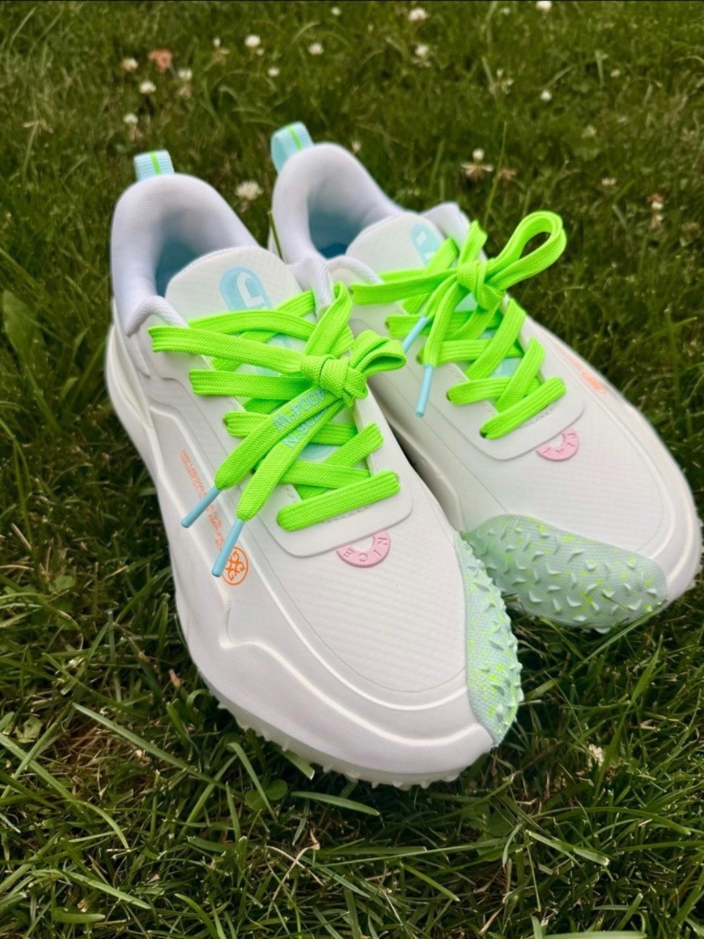 Womens 8.5 GFORE G18 Sneaker Style Golf Shoes- BRAND NEW